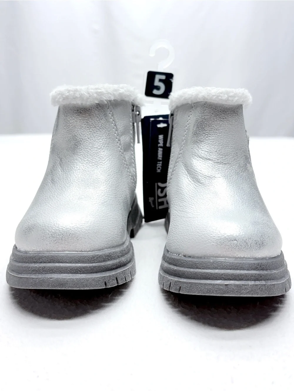 OshKosh Hazel Cozy Boots Girls 5 Silver Faux Fur Zip NWT